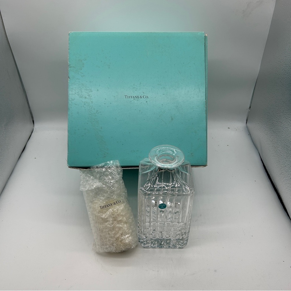 Tiffany & Co Brandy Whiskey Decanter With Box NEW - Picture 2 of 15
